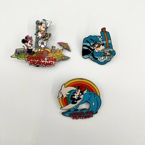 ☀️Disney Summer 2001 Pin Bundle☀️